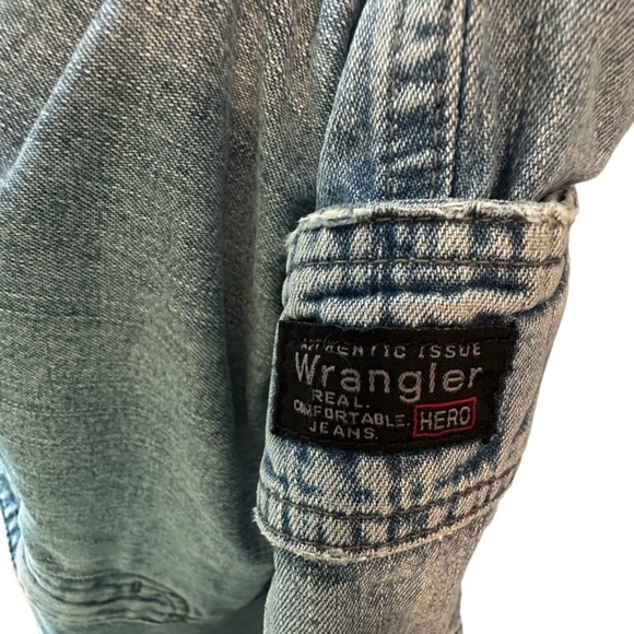 Wrangler Denim Shorts - Picture 5 of 5